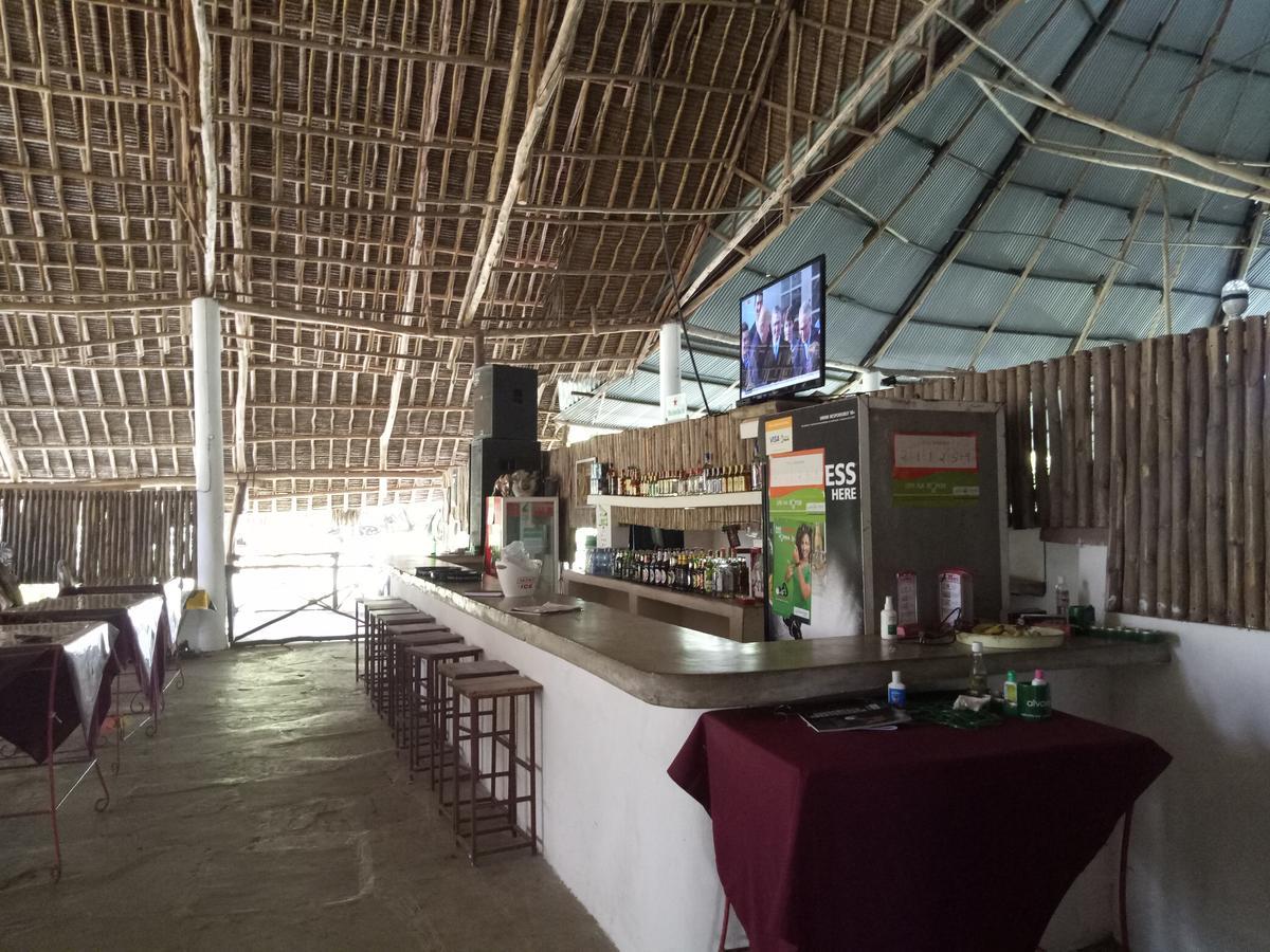 Travellers Inn Resort Malindi Kijiwetanga Exterior photo